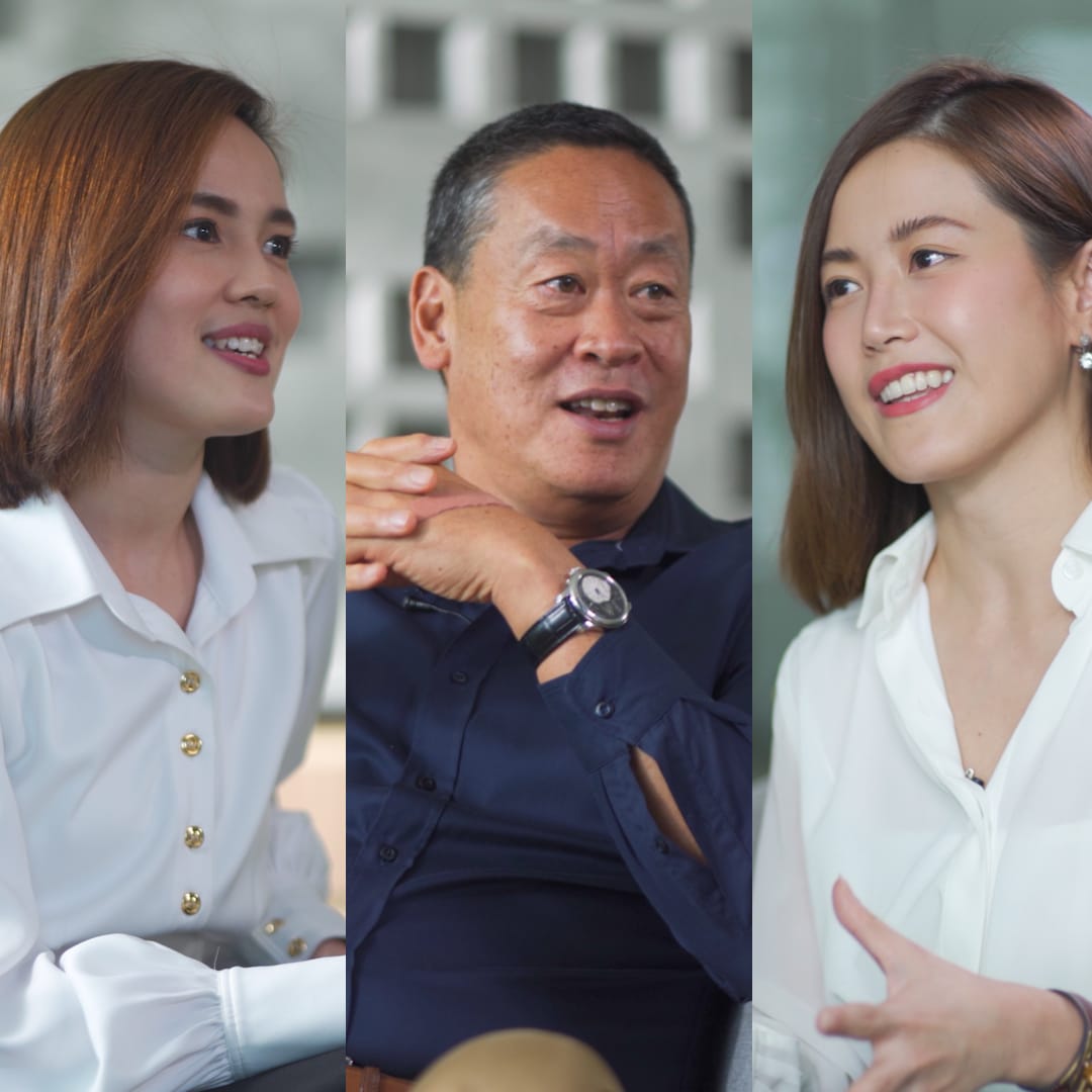 การเงินยุคดิจิทัล_ไม่เปลี่ยนเท่ากับปิด_เศรษฐา ทวีสิน CEO แสนสิริ, ‘คุณเฟื่องลดา’ สรานี สงวนเรือง, ‘คุณเฟิร์น’ ศิรัถยา อิศรภักดี sansiri คุยนอกทวีต siri podcast